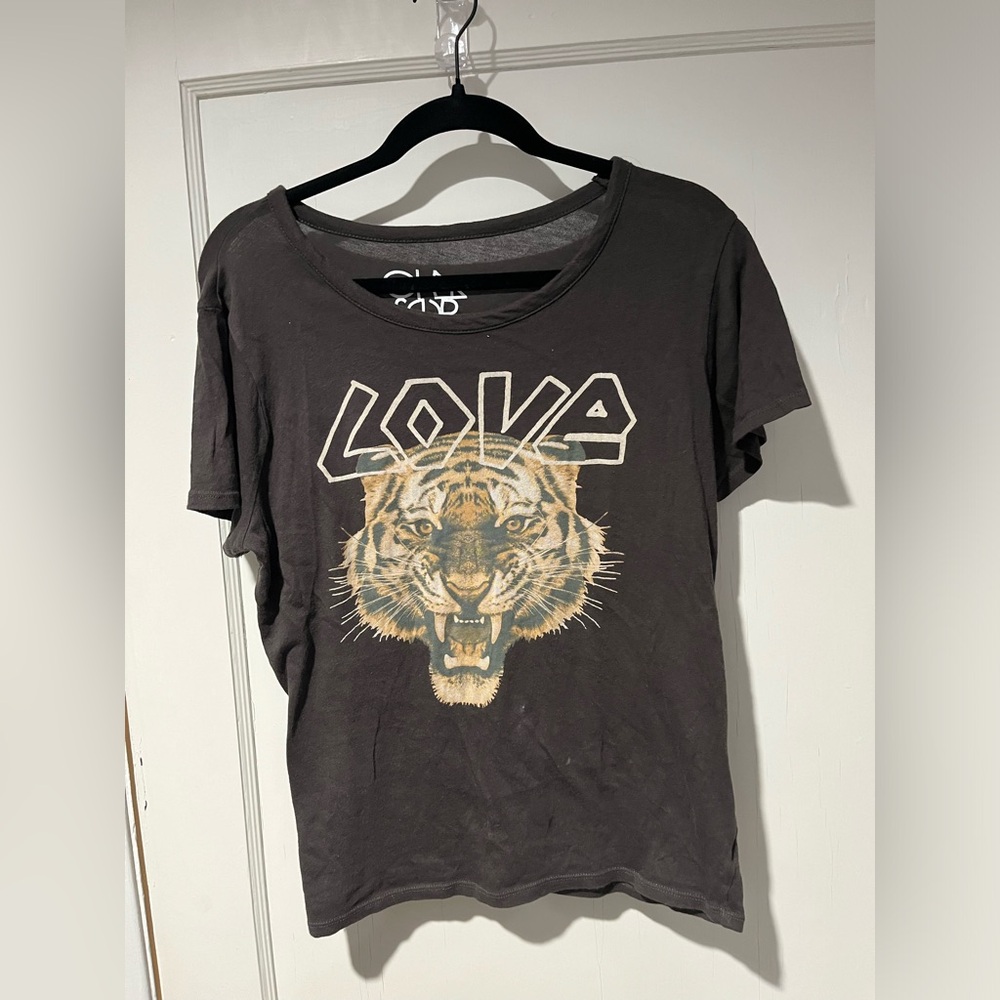 CHASER T-SHIRT SIZE MEDIUM